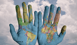 Modubild_Ethics hands