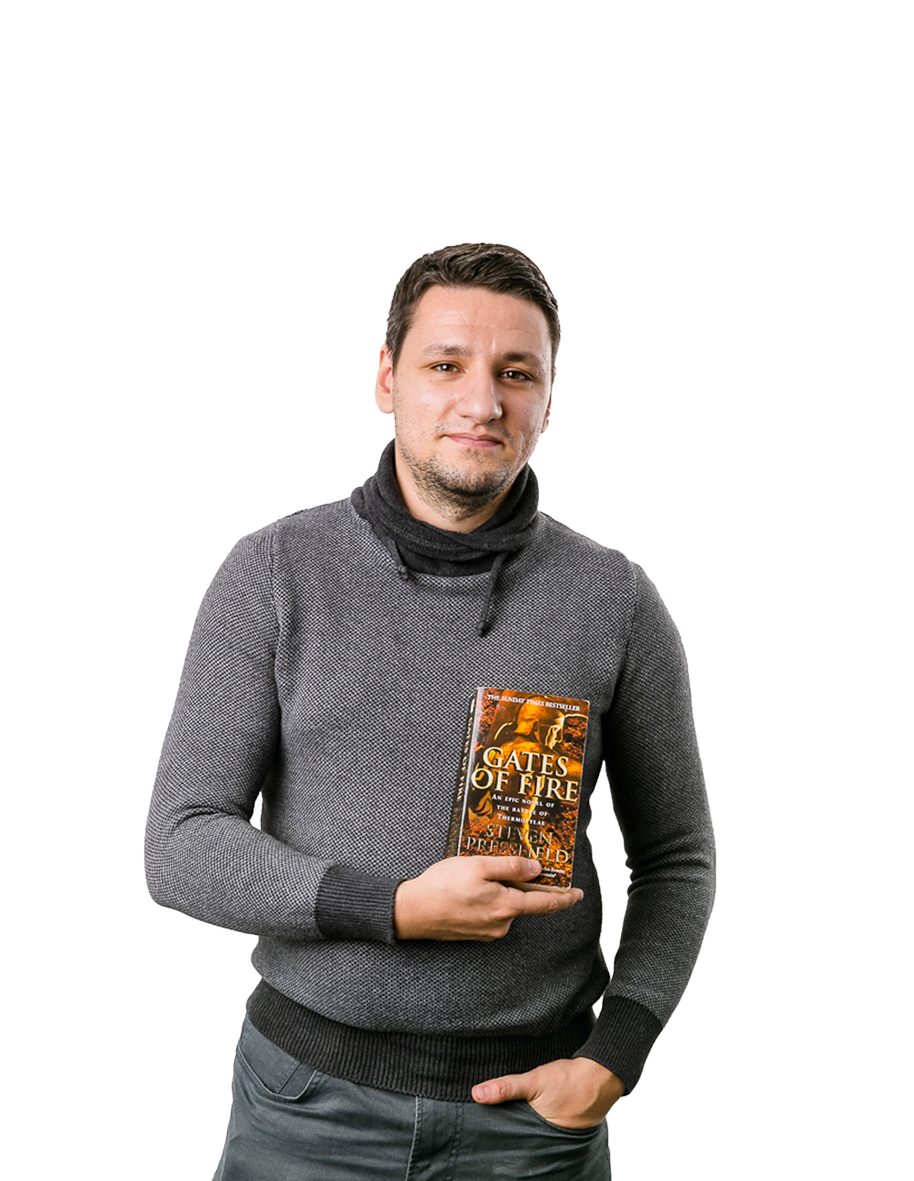 Argy Fidanidis Casual